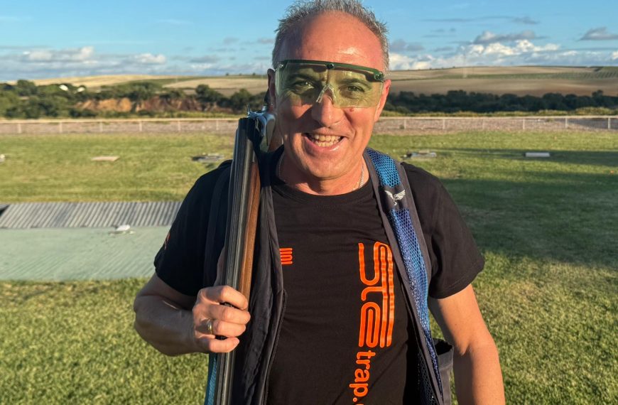 Enrique Martínez ganador del I Memorial José Carmona González