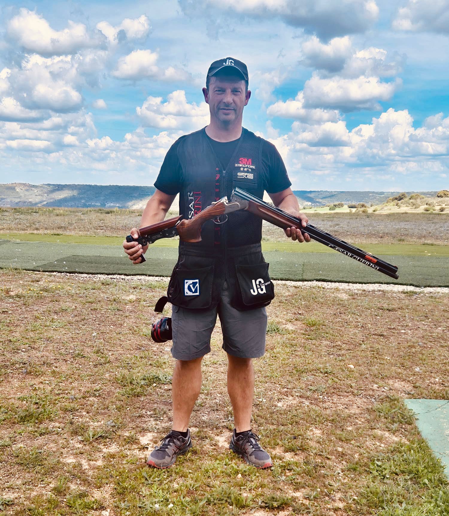 Alberto Esteban gana la Gran Tirada día del trabajador en Lupiana con 72/75.