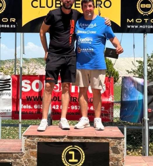 David Montes y David Martínez ex aequo con 50/50 en Pinto.
